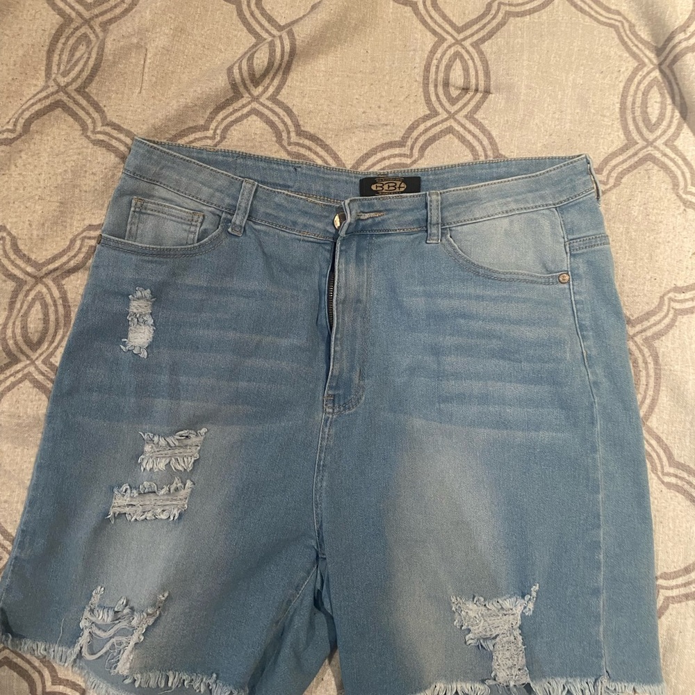 Plus size blue Jean shorts 2X